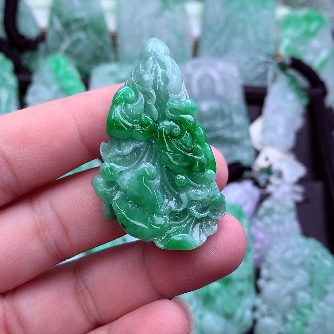 翡翠吊坠(不含链)未镶嵌