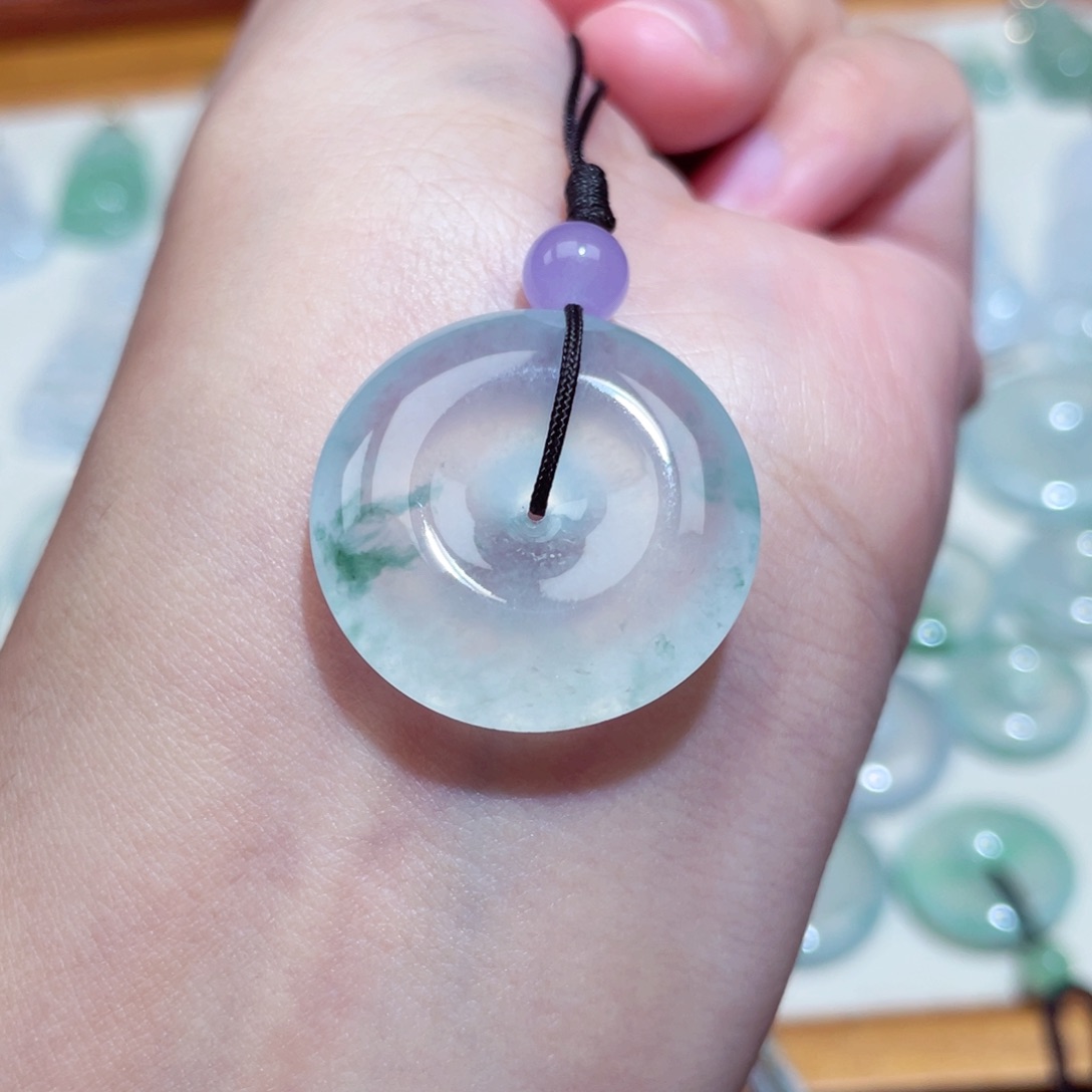 翡翠未镶嵌颈饰扣子