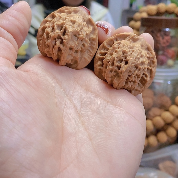 【闪购商品】文玩核桃把件37凤眼