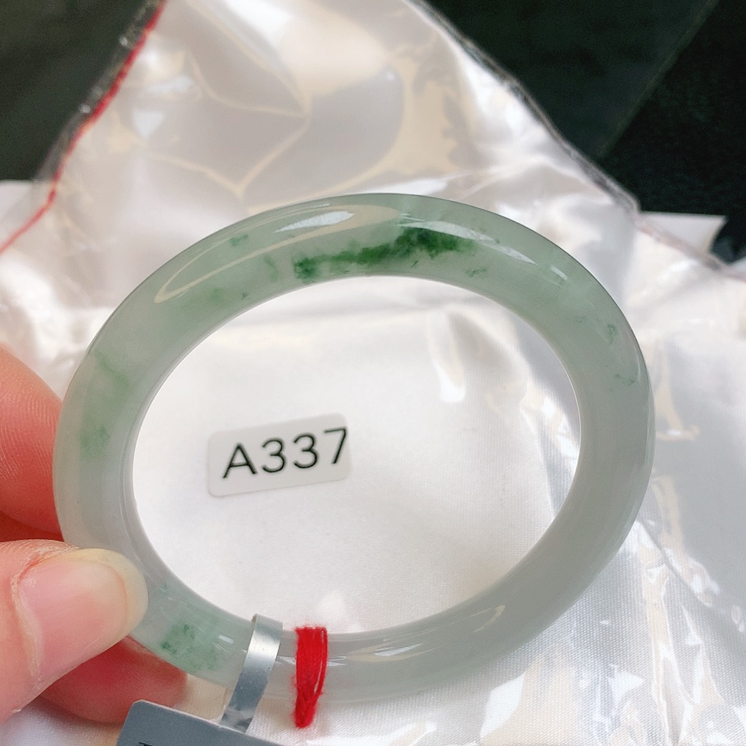 【闪购商品】翡翠手镯未镶嵌缅甸天然a货翡翠