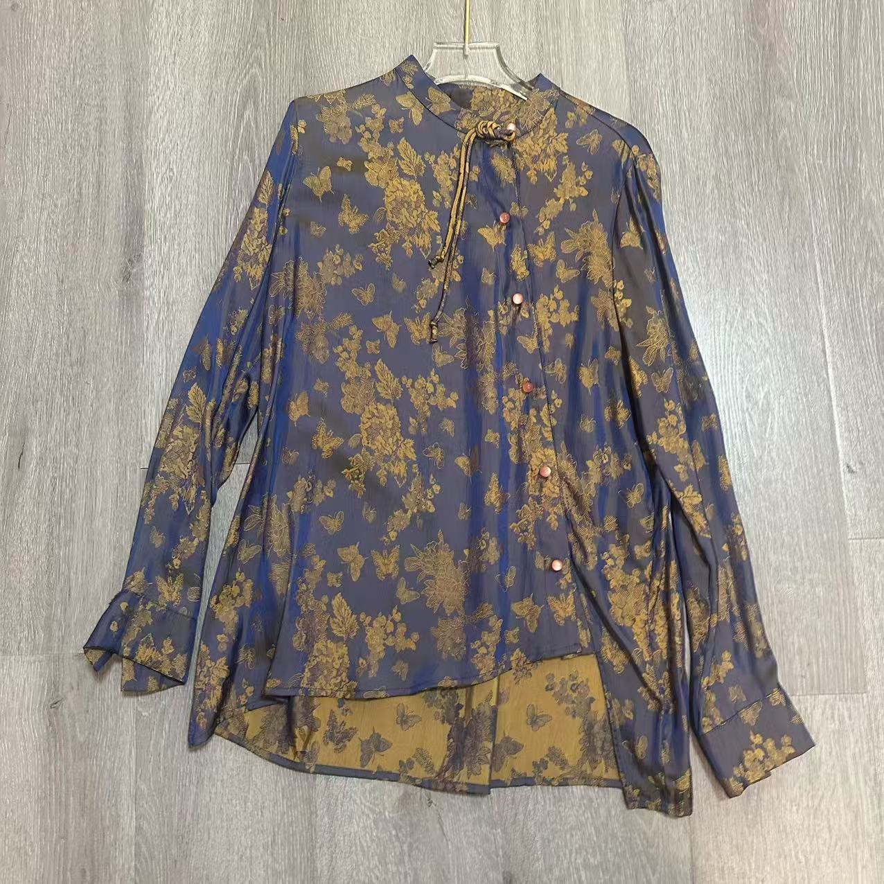 时尚-老花牛仔外套