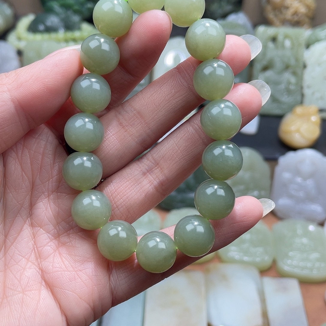 和田玉未镶嵌项圈