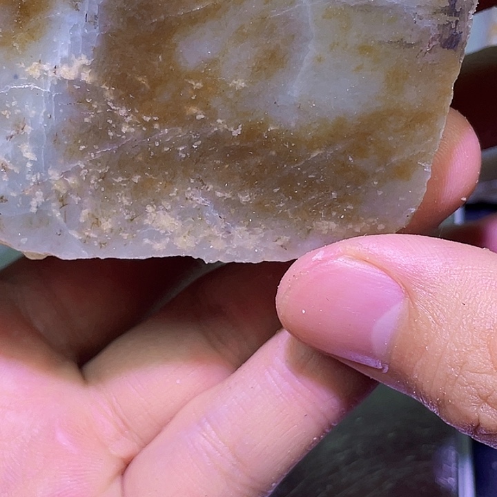 和田玉（糖玉）未镶嵌珠宝半成品