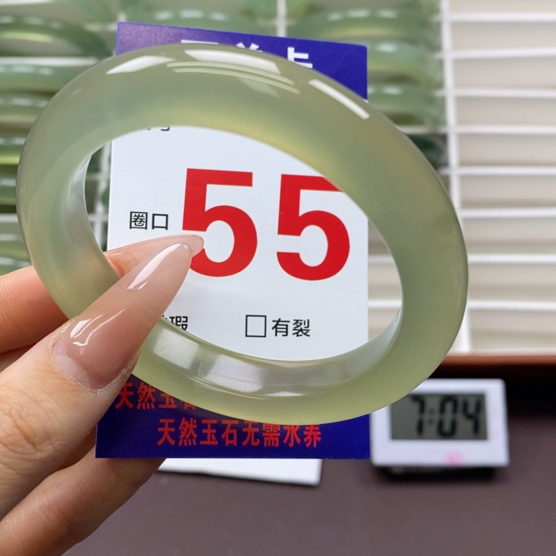 未镶嵌蛇纹石玉手镯