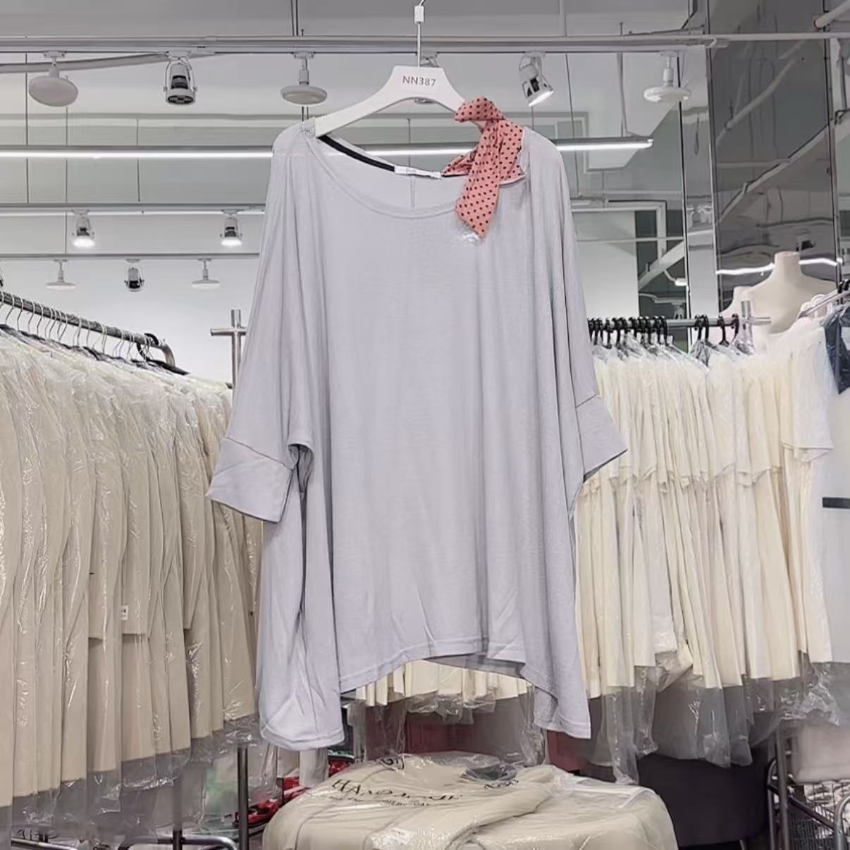 NN387-时尚女装设计感T恤法式气质显瘦洋气百搭