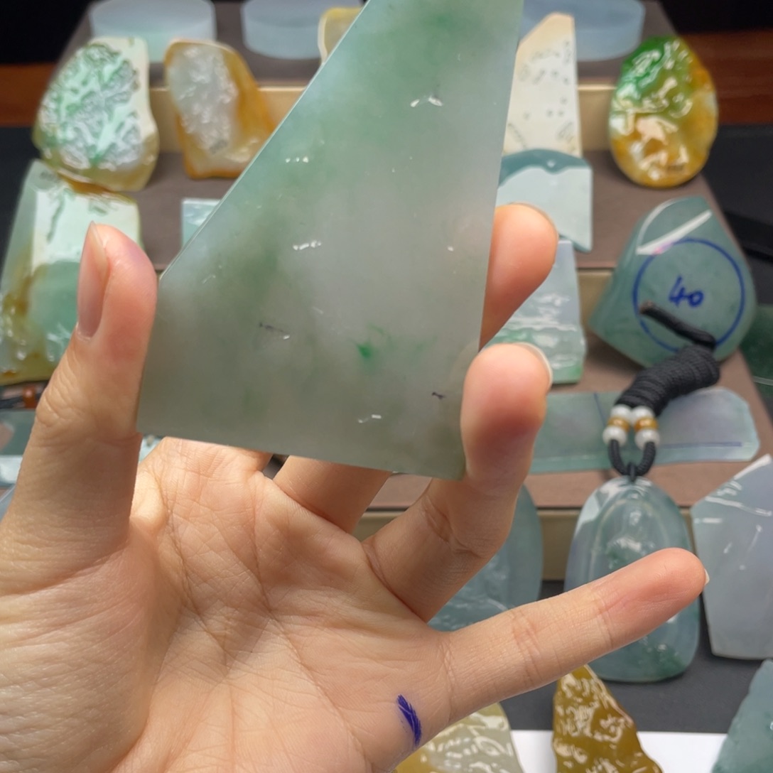 定制翡翠未镶嵌翡翠