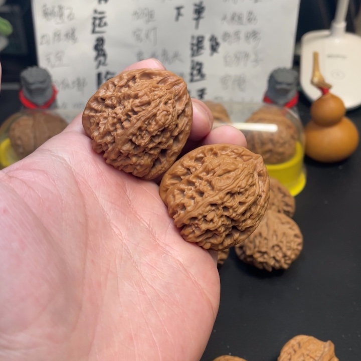 文玩核桃把件39全家福南疆100