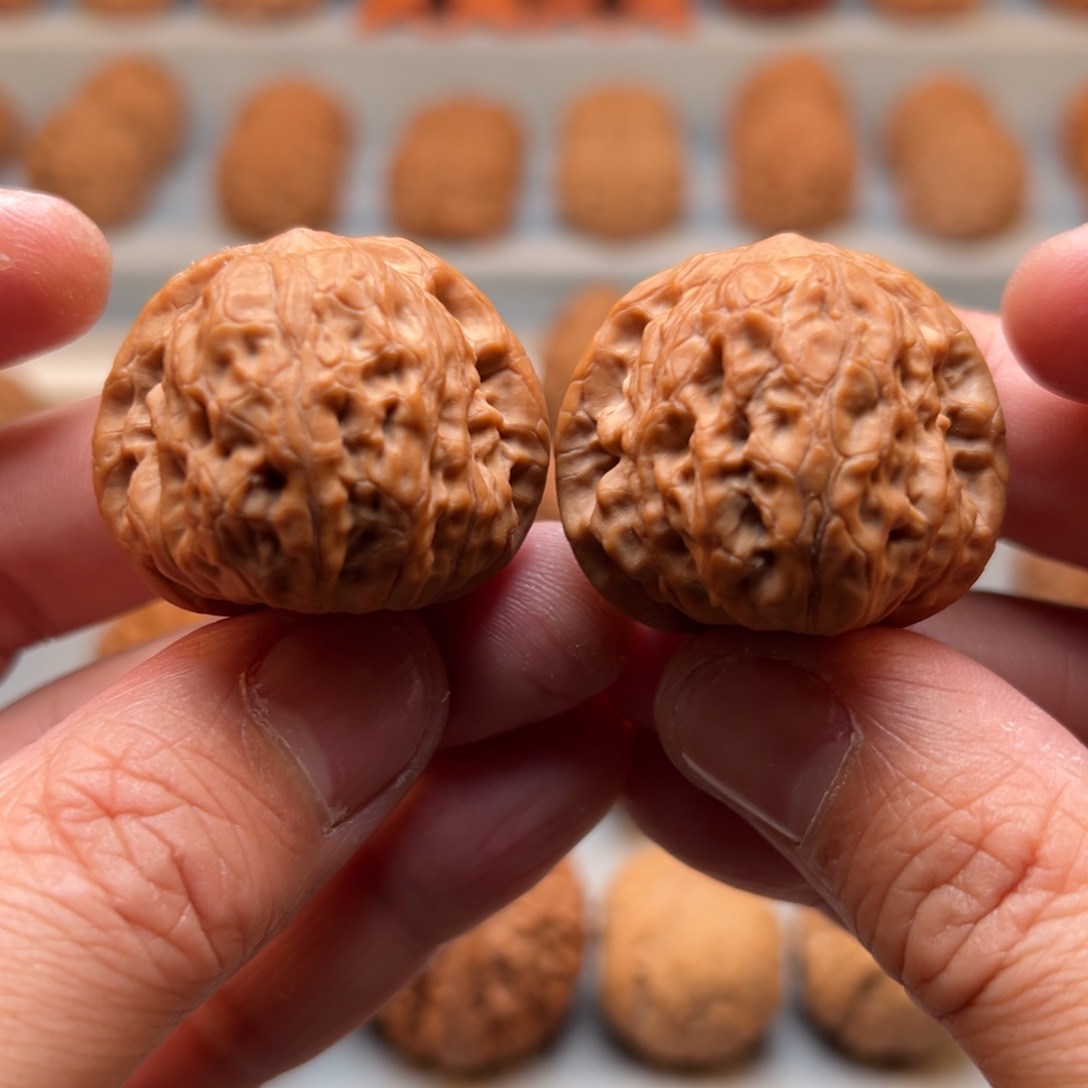 文玩核桃把件35凤凰山