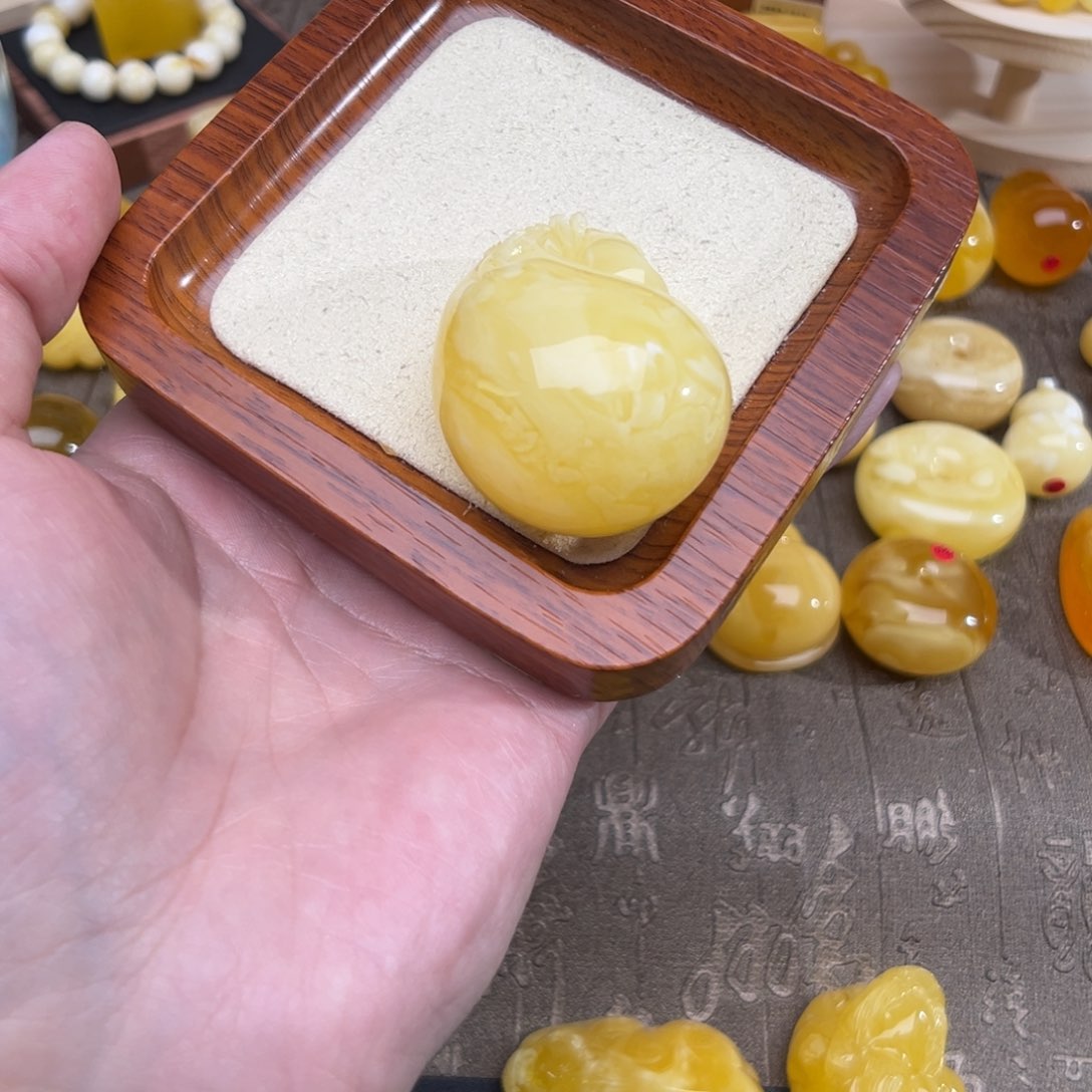琥珀珠宝奇石未镶嵌琥珀珠宝奇石未镶嵌6