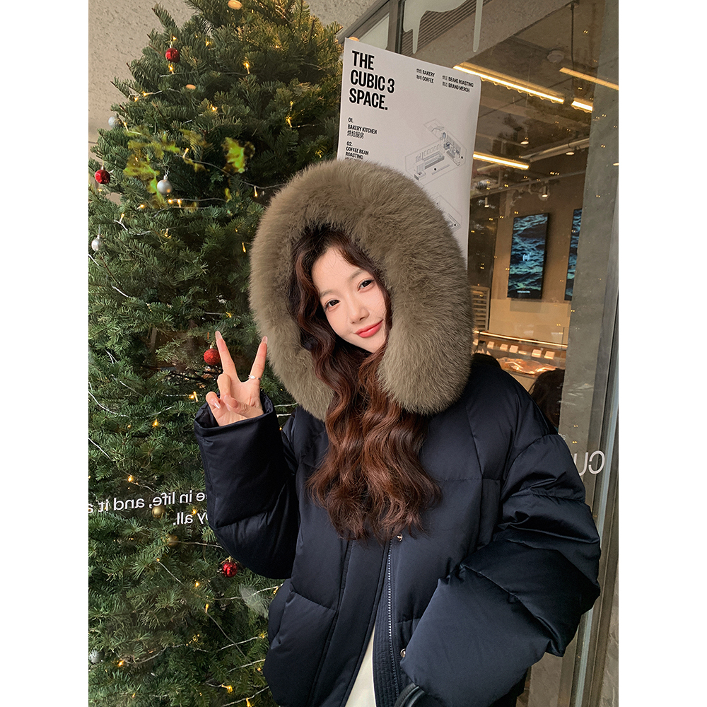 张贝贝 千雪暖冬 定染狐狸毛 90白鸭绒 两穿短款羽绒