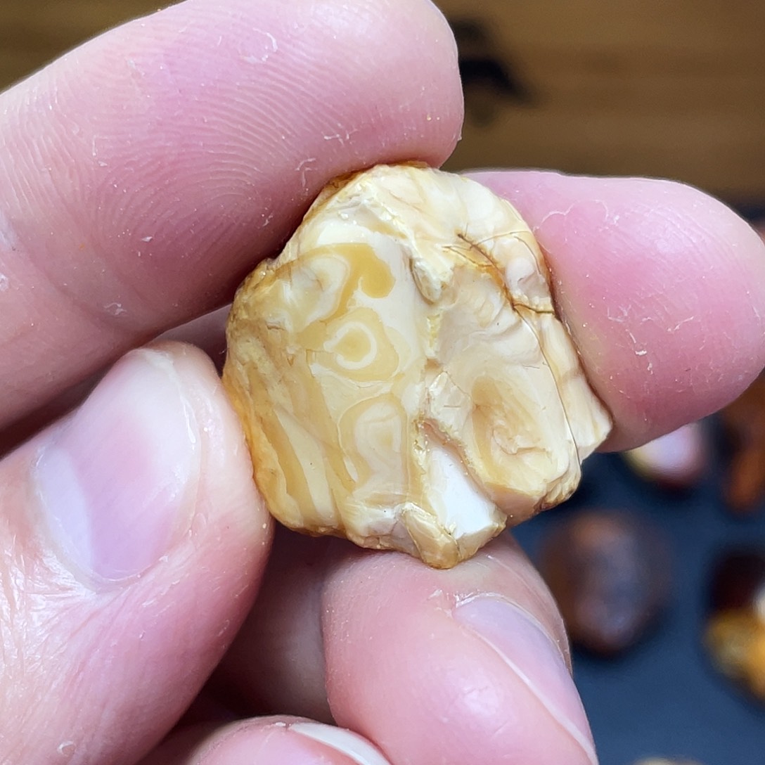 未镶嵌定制琥珀定制