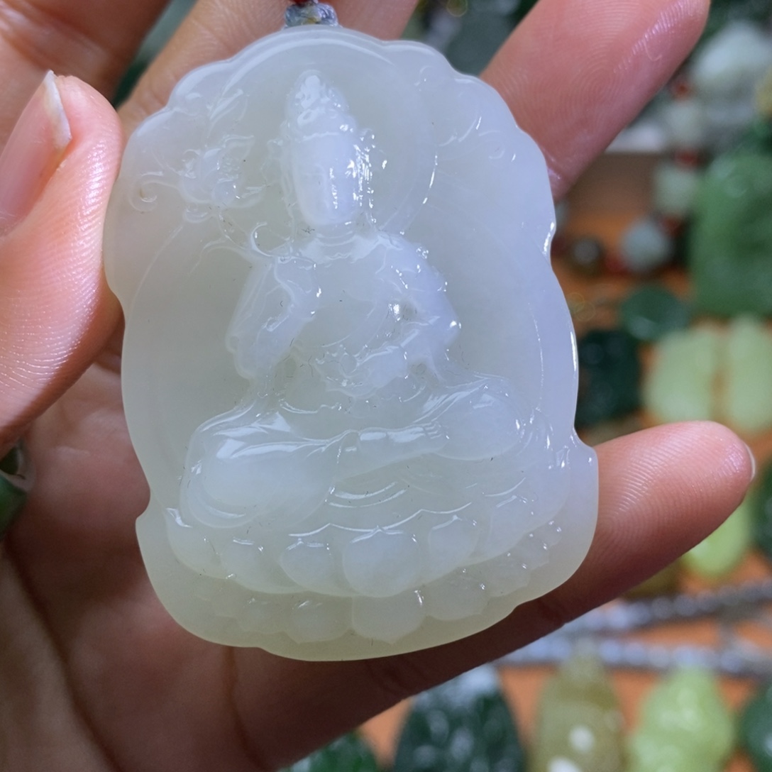 和田玉未镶嵌颈饰