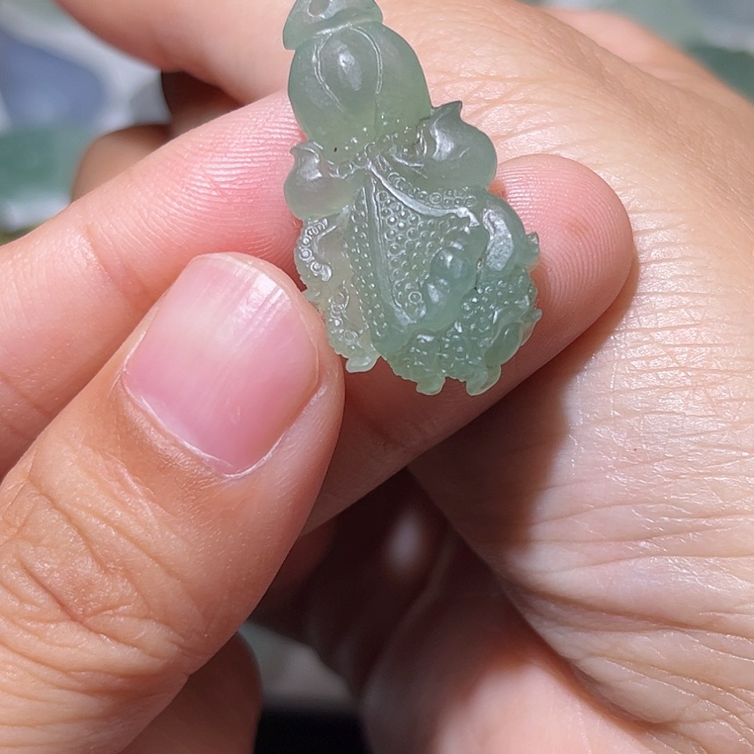 定制翡翠未镶嵌白菜