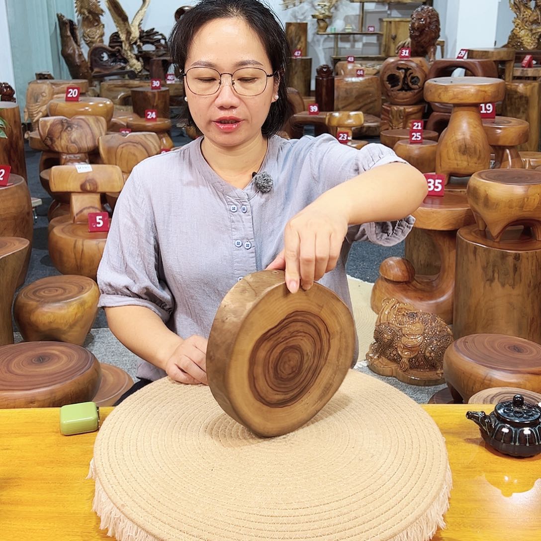 号香樟木尺寸：20-20-5cm