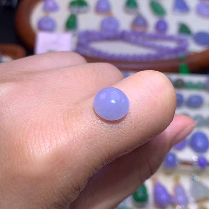 翡翠散珠冰胶紫蛋面