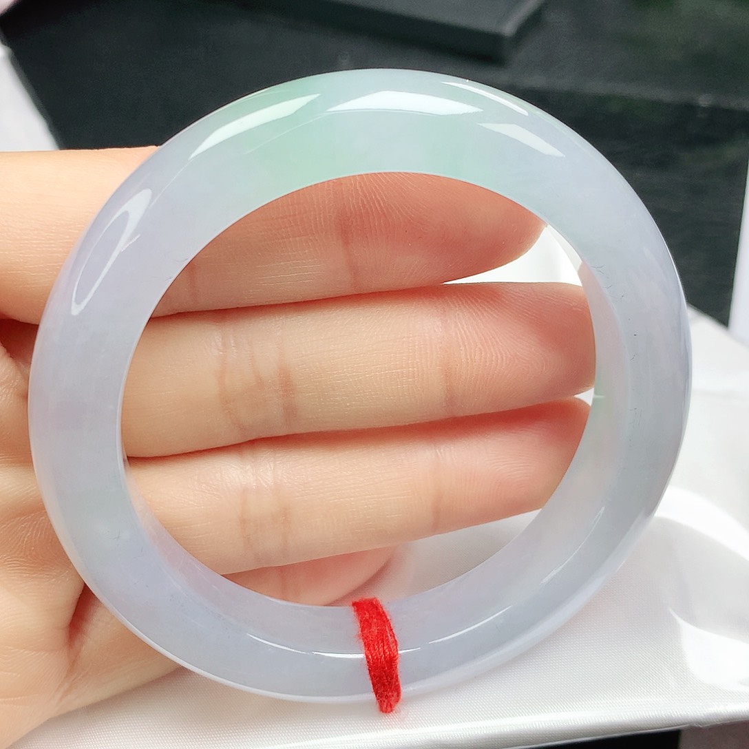 翡翠手镯未镶嵌正