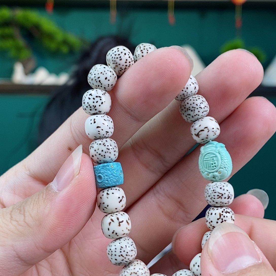 星月菩提吊坠搭配设计