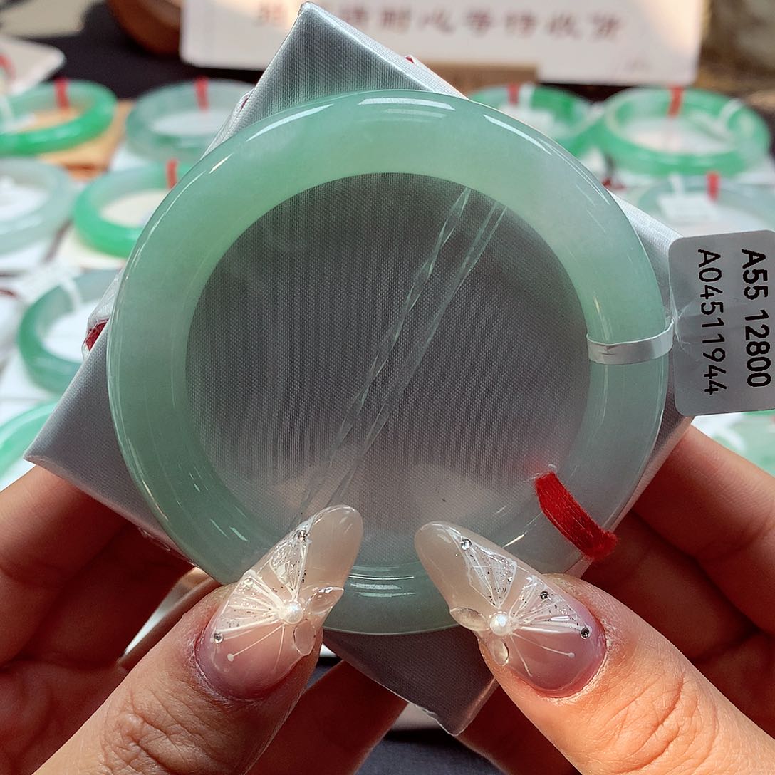 翡翠手镯（圆镯）未镶嵌（16号）66