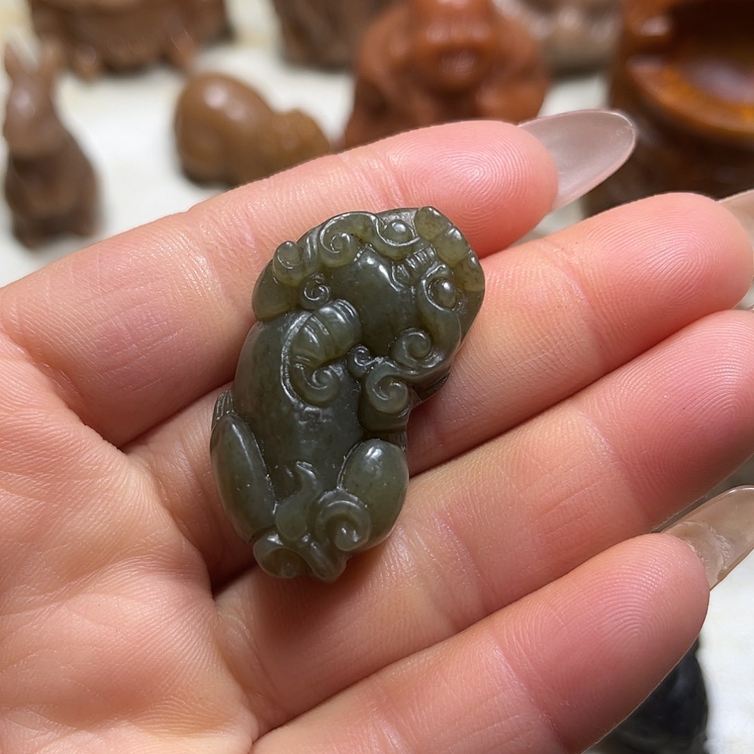 白玉菩提吊坠白玉菩提吊坠