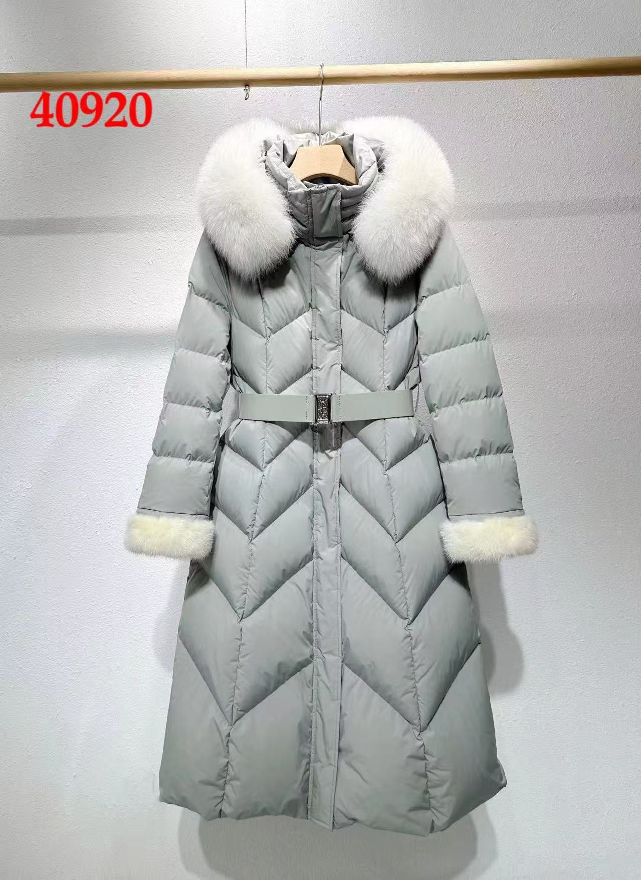 201-300号拍这里拽宝链接26/1/3时装 炸不停chan长款羽绒