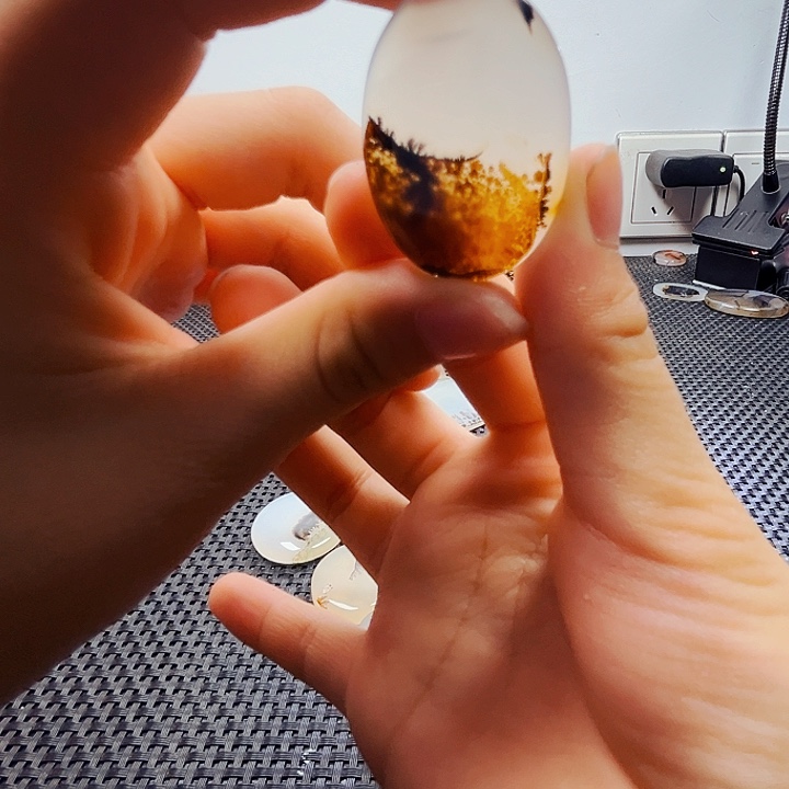 玛瑙/玉髓未镶嵌珠宝半成品