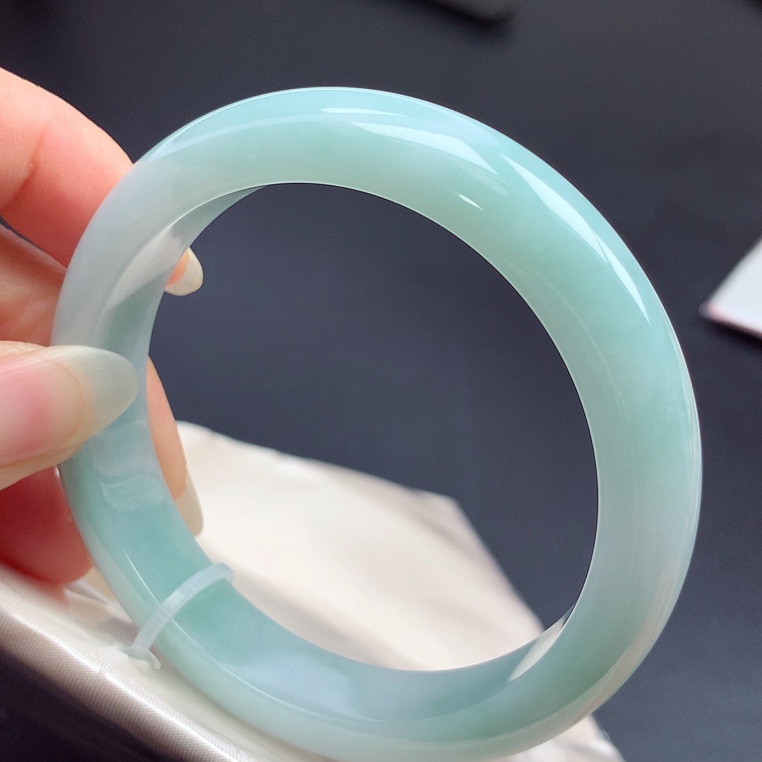 翡翠未镶嵌手镯58.4圈口