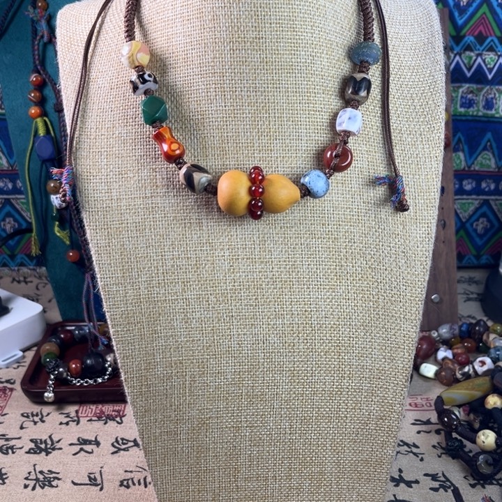 玛瑙/玉髓未镶嵌颈饰