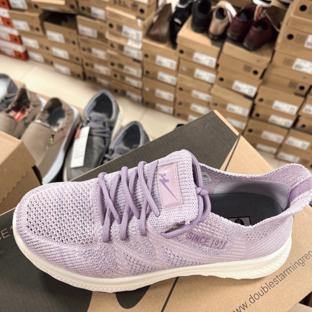 青岛大姐姐男女休闲运动鞋透气轻便防滑柔软春秋款正码