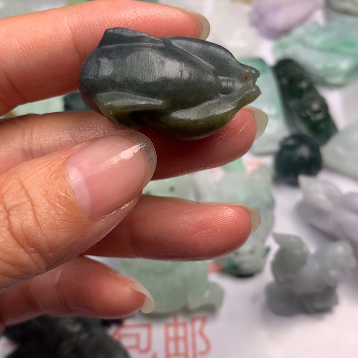 定制翡翠未镶嵌翡翠