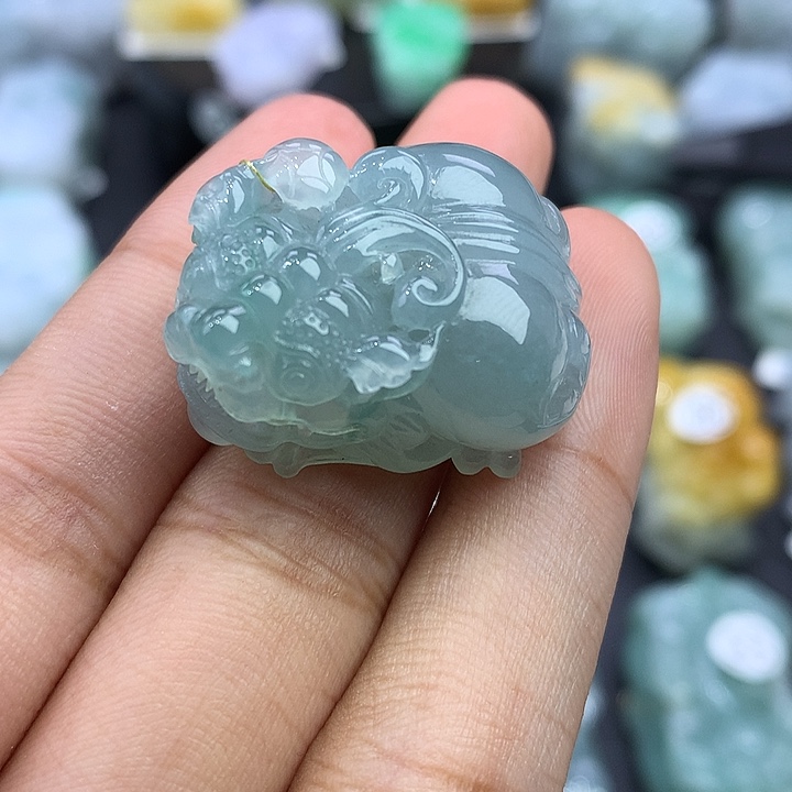 翡翠未镶嵌颈饰天然缅甸翡翠