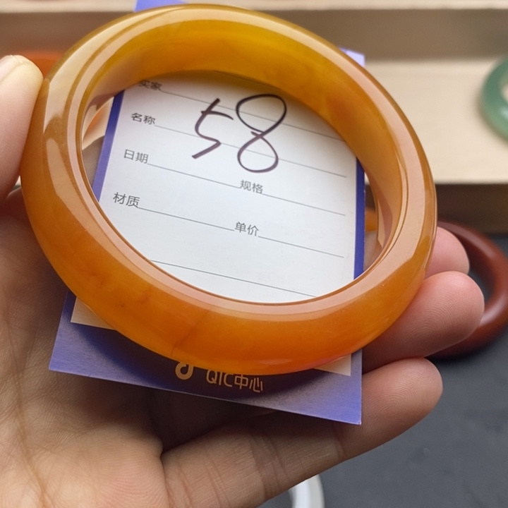 石英质玉未镶嵌手镯