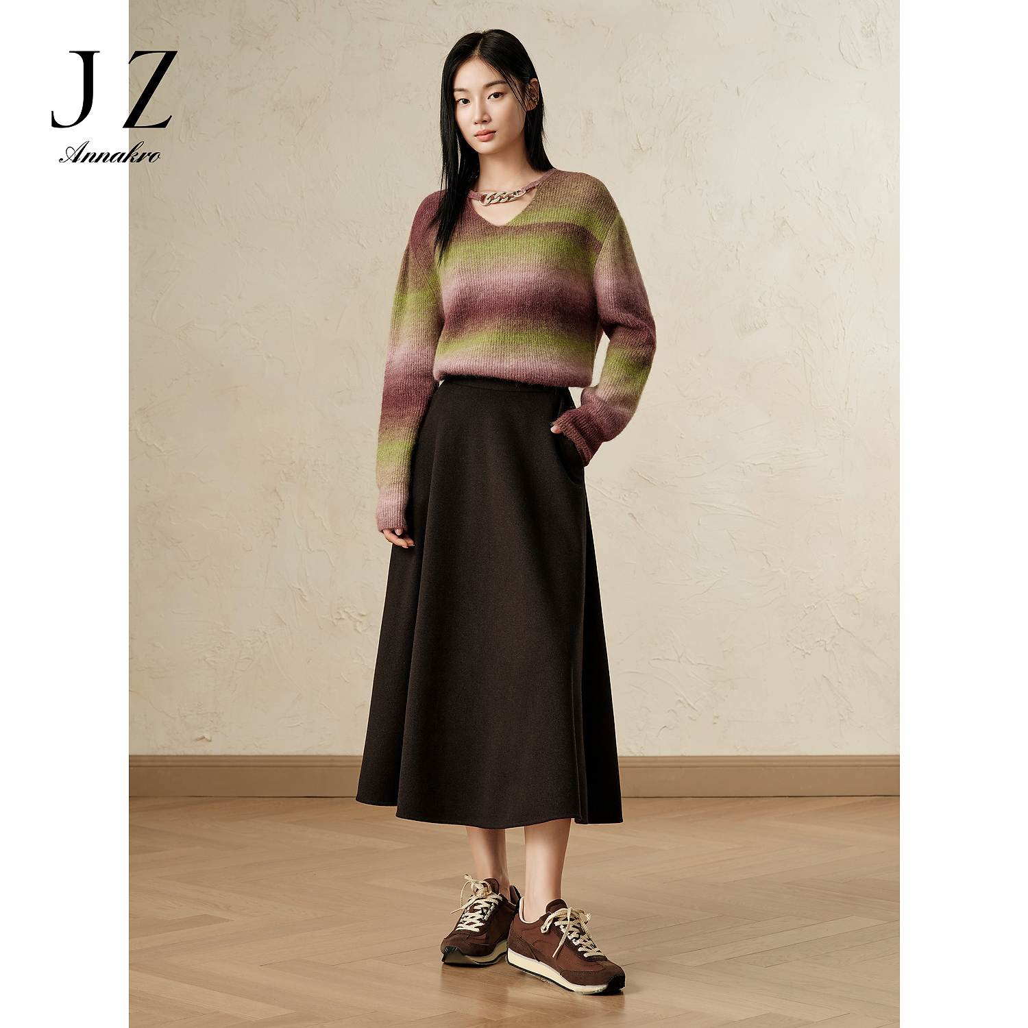 玖姿安娜蔻优雅通勤美拉德风A字大摆伞裙半身裙女装新款JTED20028
