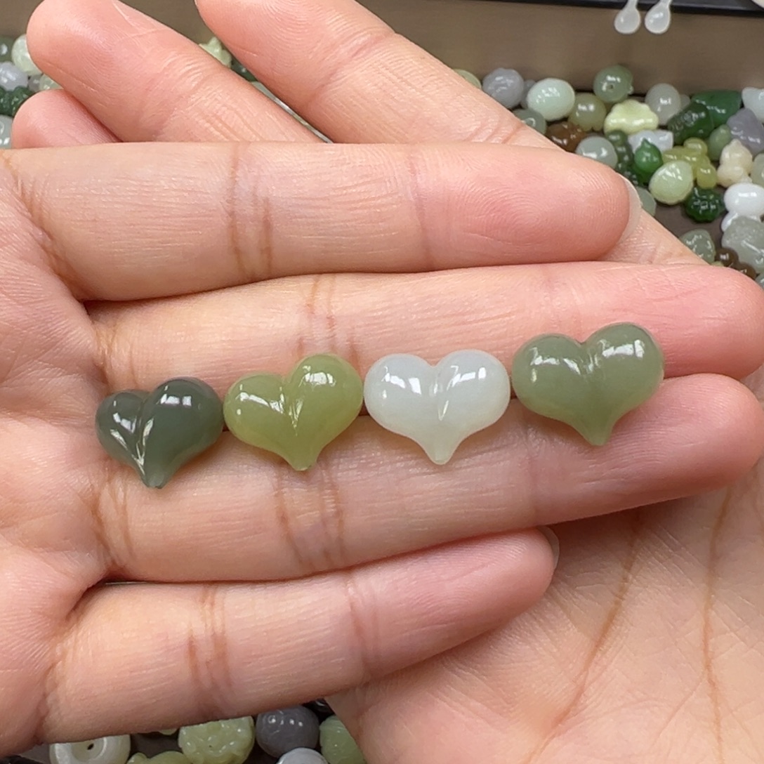 和田玉未镶嵌颈饰150一个多样性