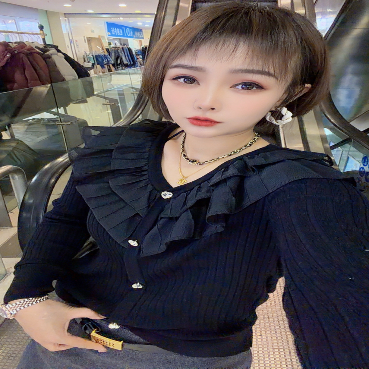 欧货桃心扣水晶纱精品毛衫（下单三天左右发货