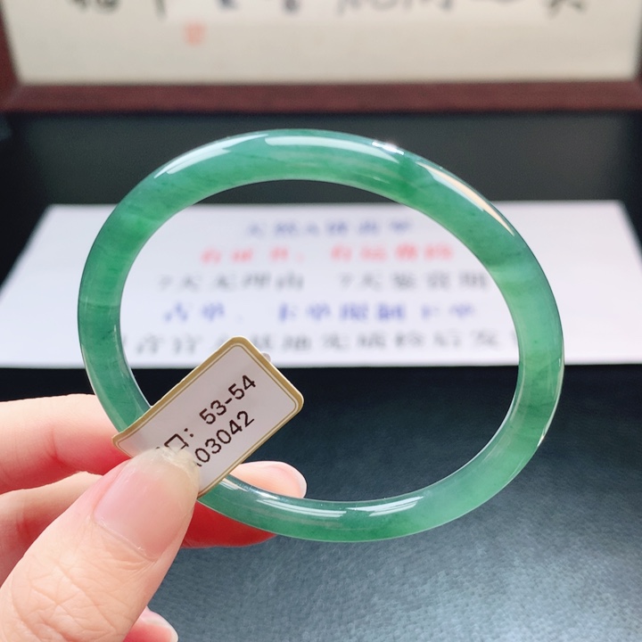 翡翠未镶嵌手镯翡翠手镯94