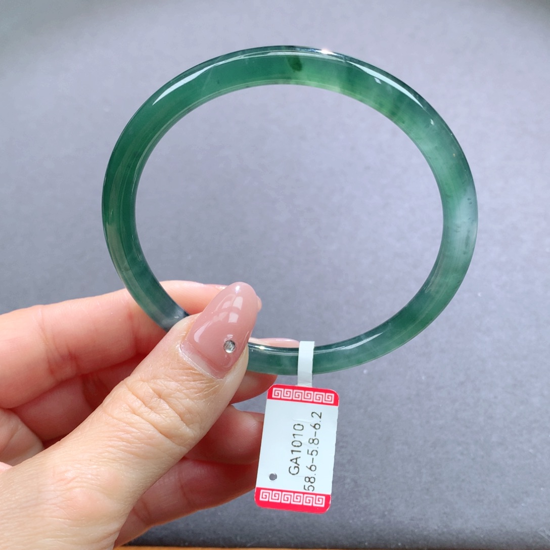 翡翠手镯未镶嵌天然翡翠手镯叮当镯