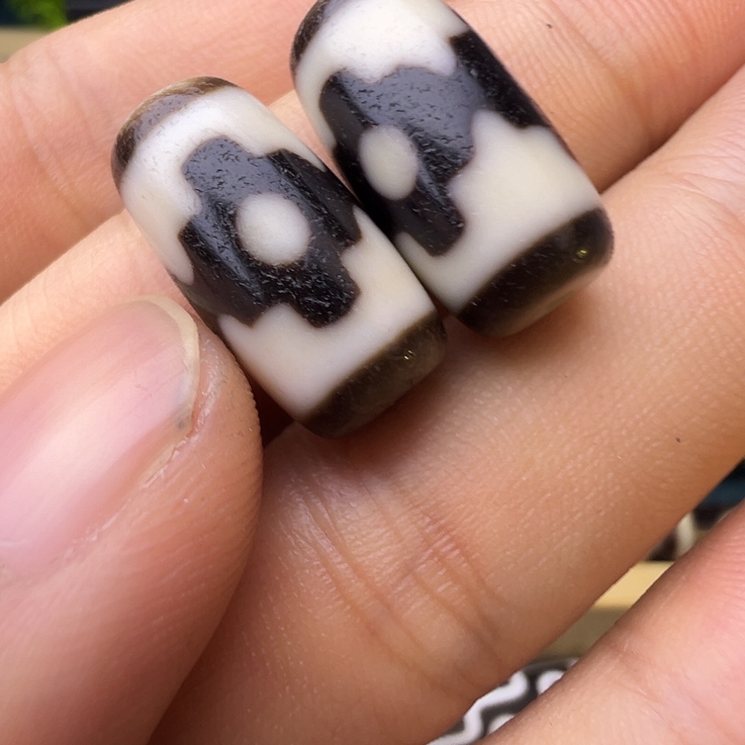 玛瑙/玉髓合金颈饰一对儿