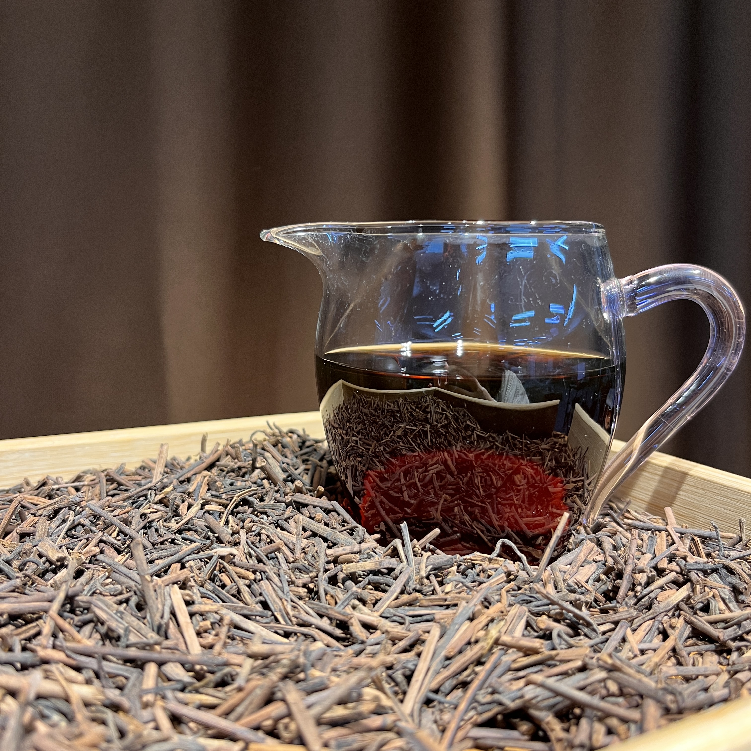 满小茉 老茶梗豆沙感 醇韵深厚 广西梧州六堡黑茶