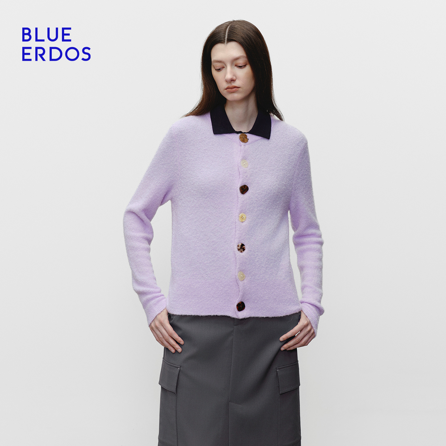 BLUE ERDOS 25秋冬流光风复古不规则纽扣设计圆领女开衫B256D1701
