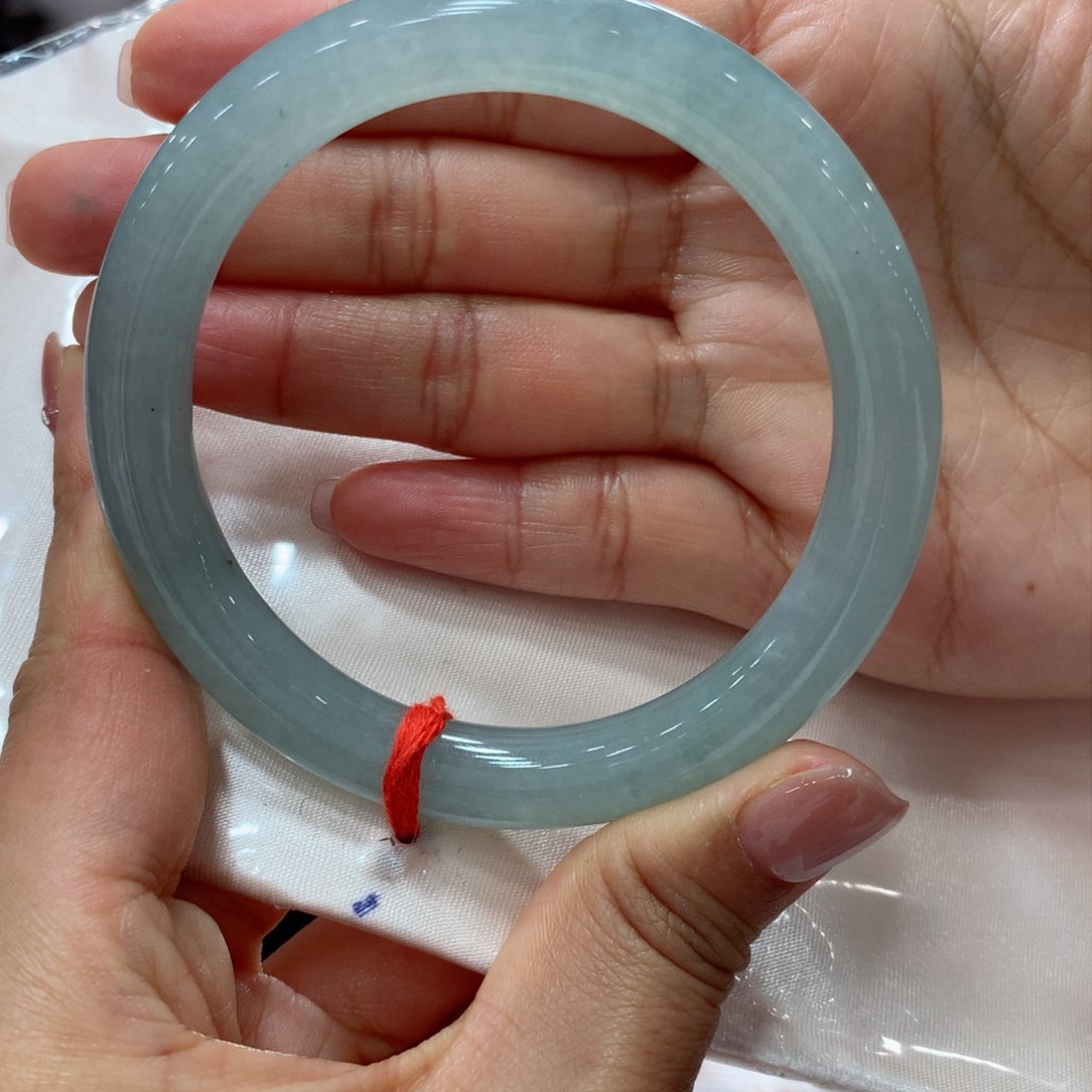翡翠手镯未镶嵌买断