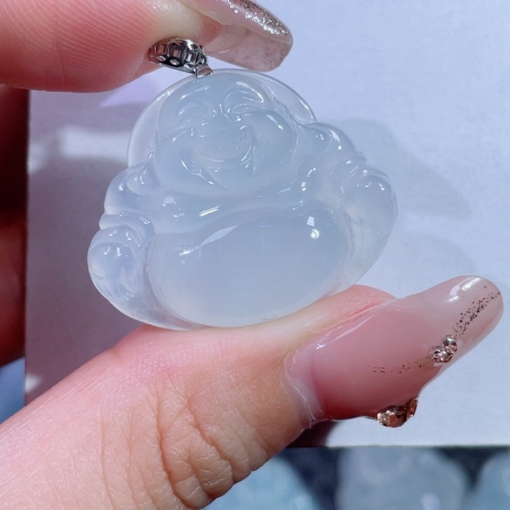 翡翠18K金镶嵌颈饰佛公