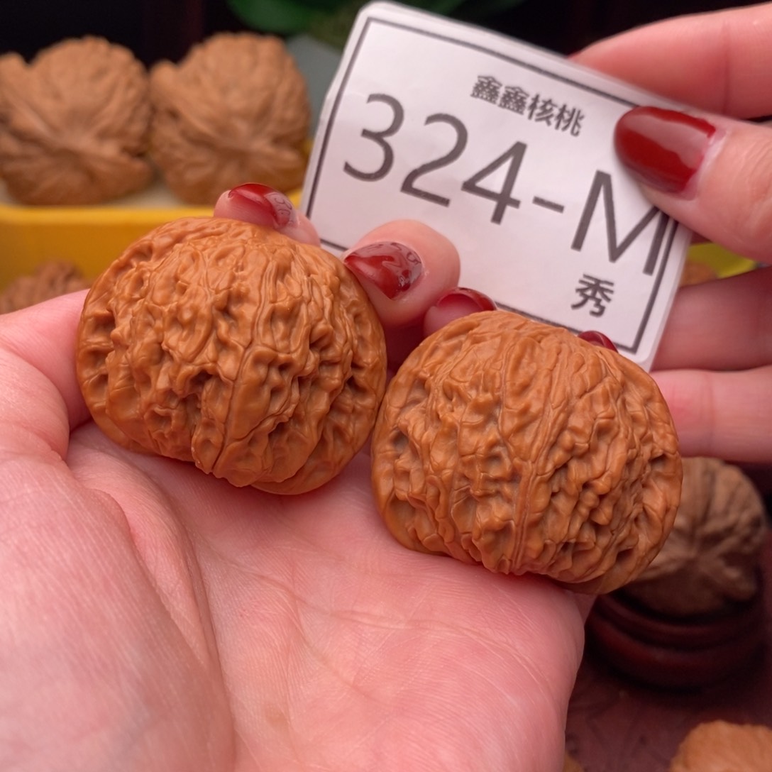 文玩核桃把件正磨40