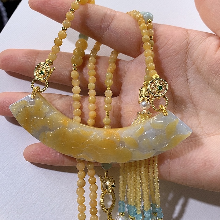 翡翠未镶嵌颈饰翡翠吊坠