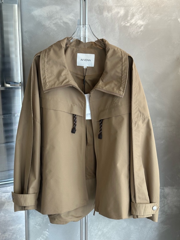 防风拉链涂鸦短外套立领春秋女士上衣风衣翻领春秋季短款卡其色