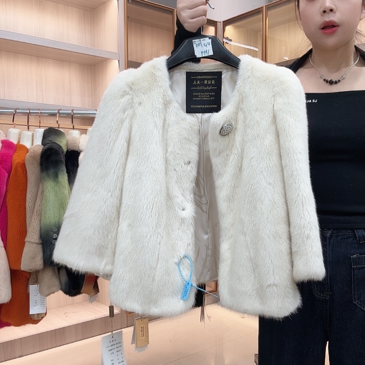 珍珠白圆领貂皮yh0341