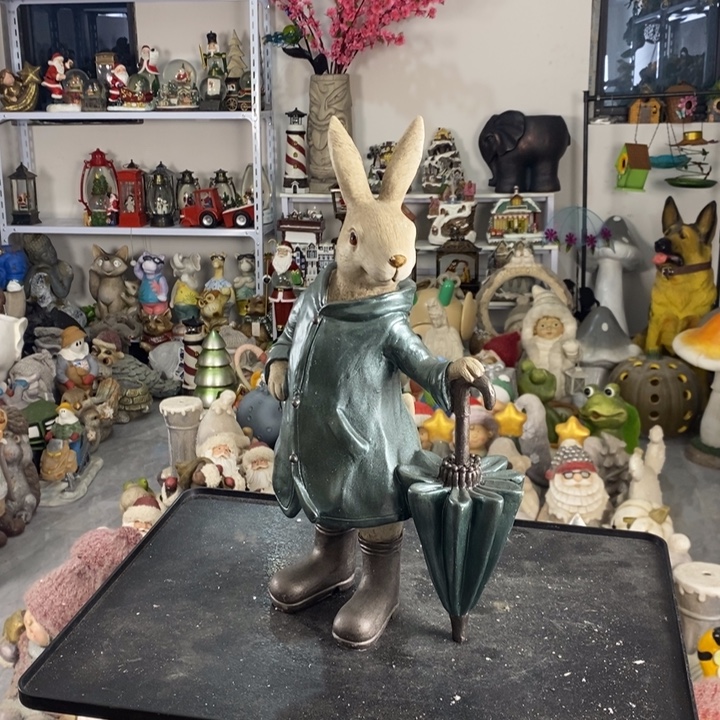黄***南树脂工艺品摆件默认微瑕