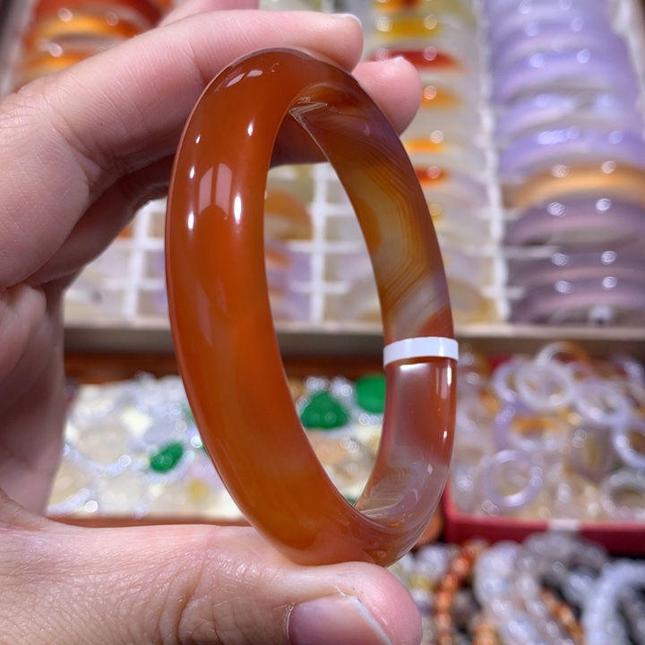 玛瑙/玉髓手镯未镶嵌