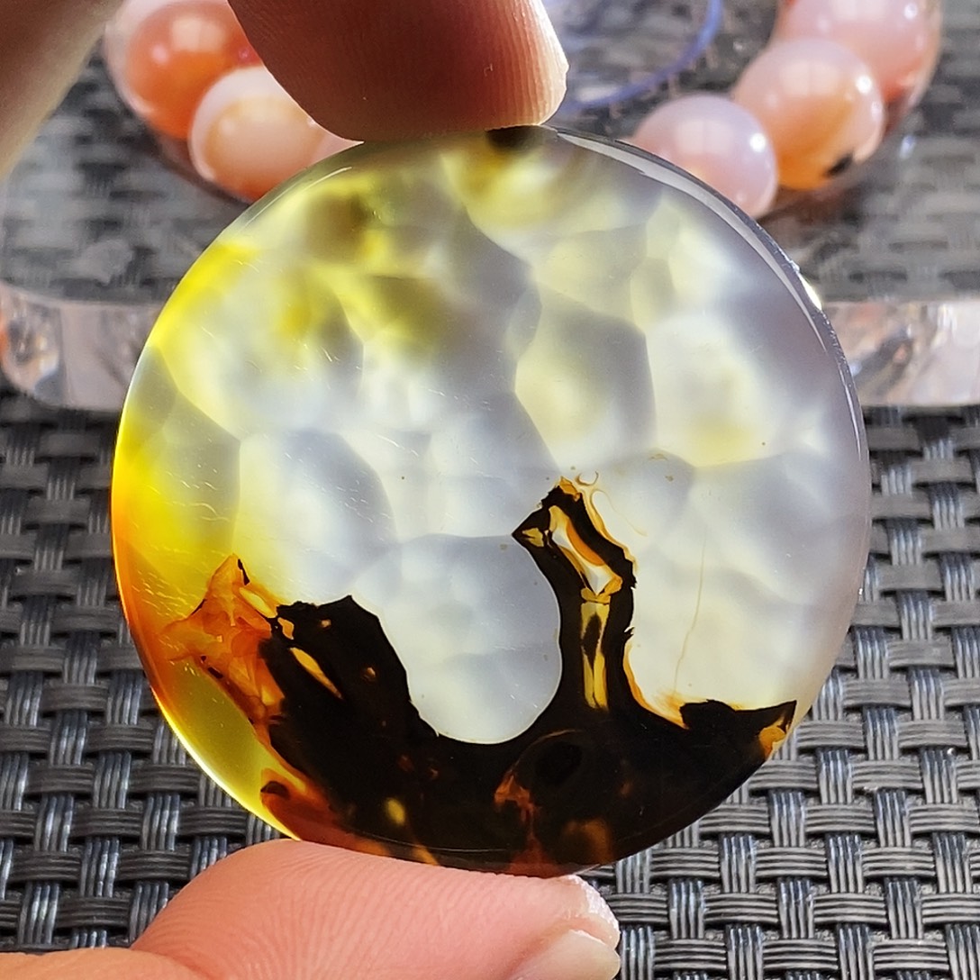 鲸***哥玛瑙/玉髓未镶嵌吊坠(不含链)