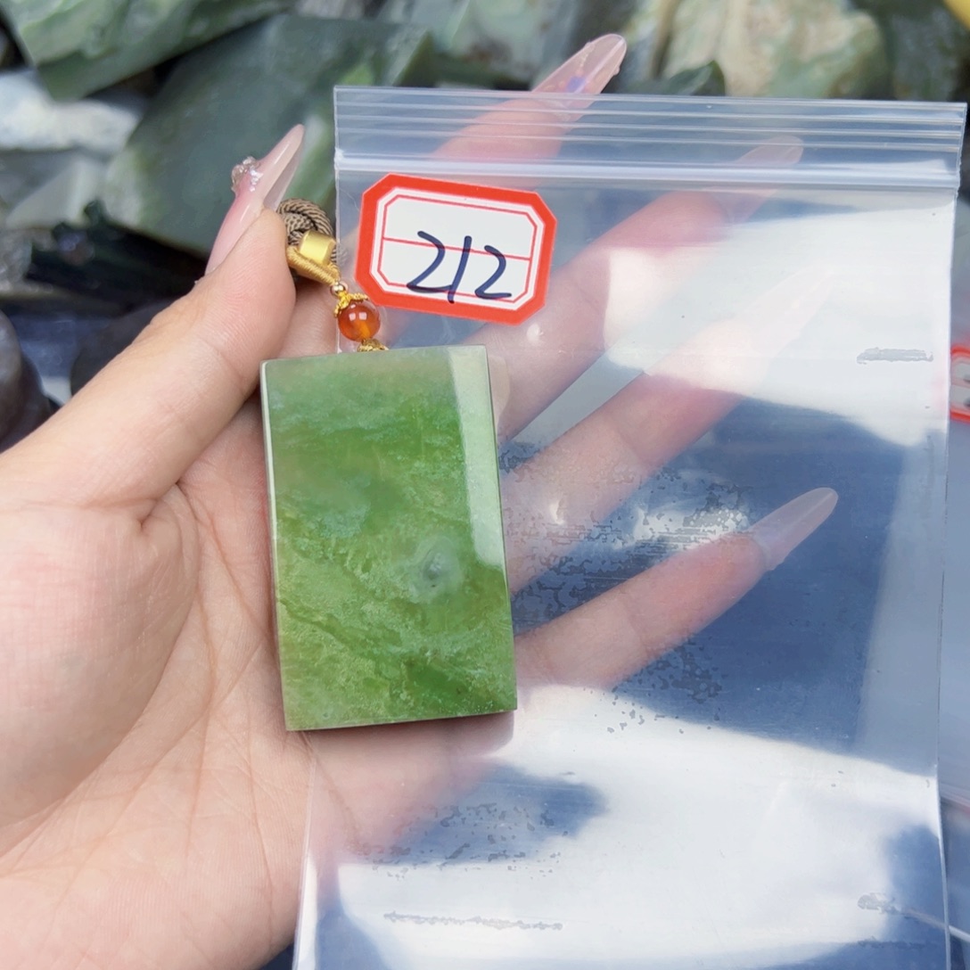 和田玉和田玉挂件未镶嵌