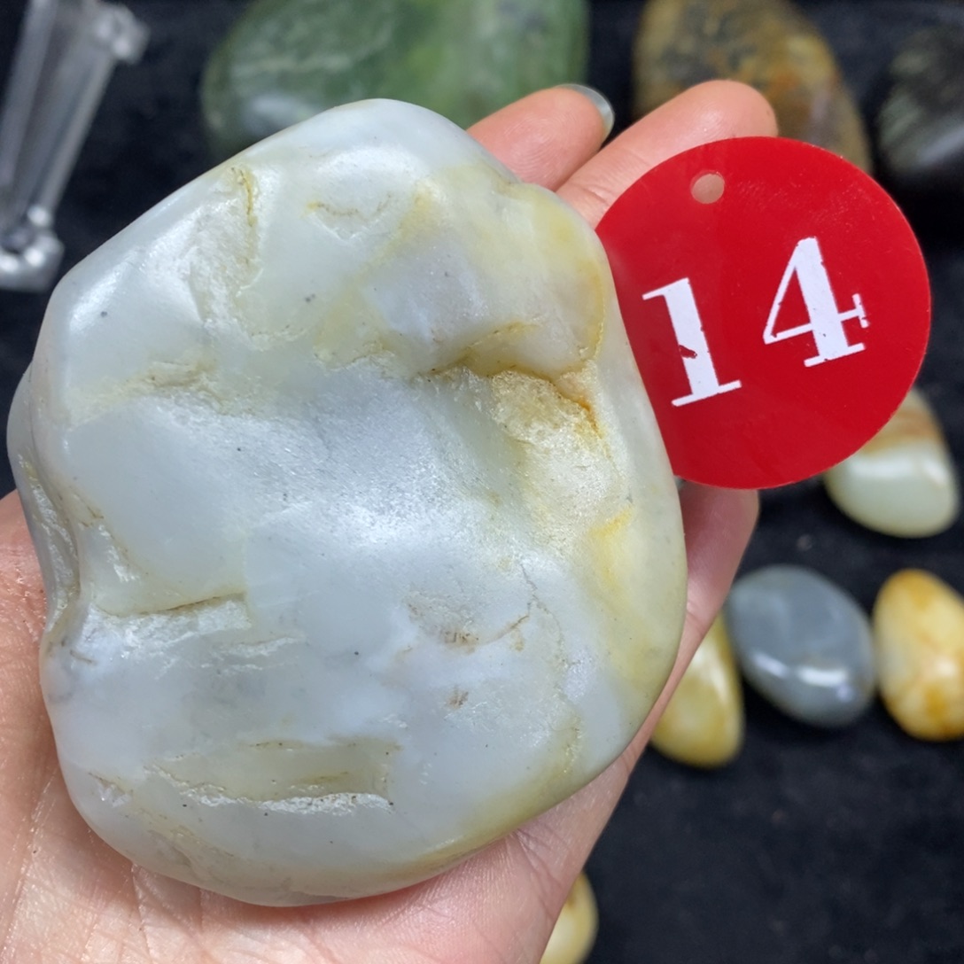 未镶嵌和田玉挂件